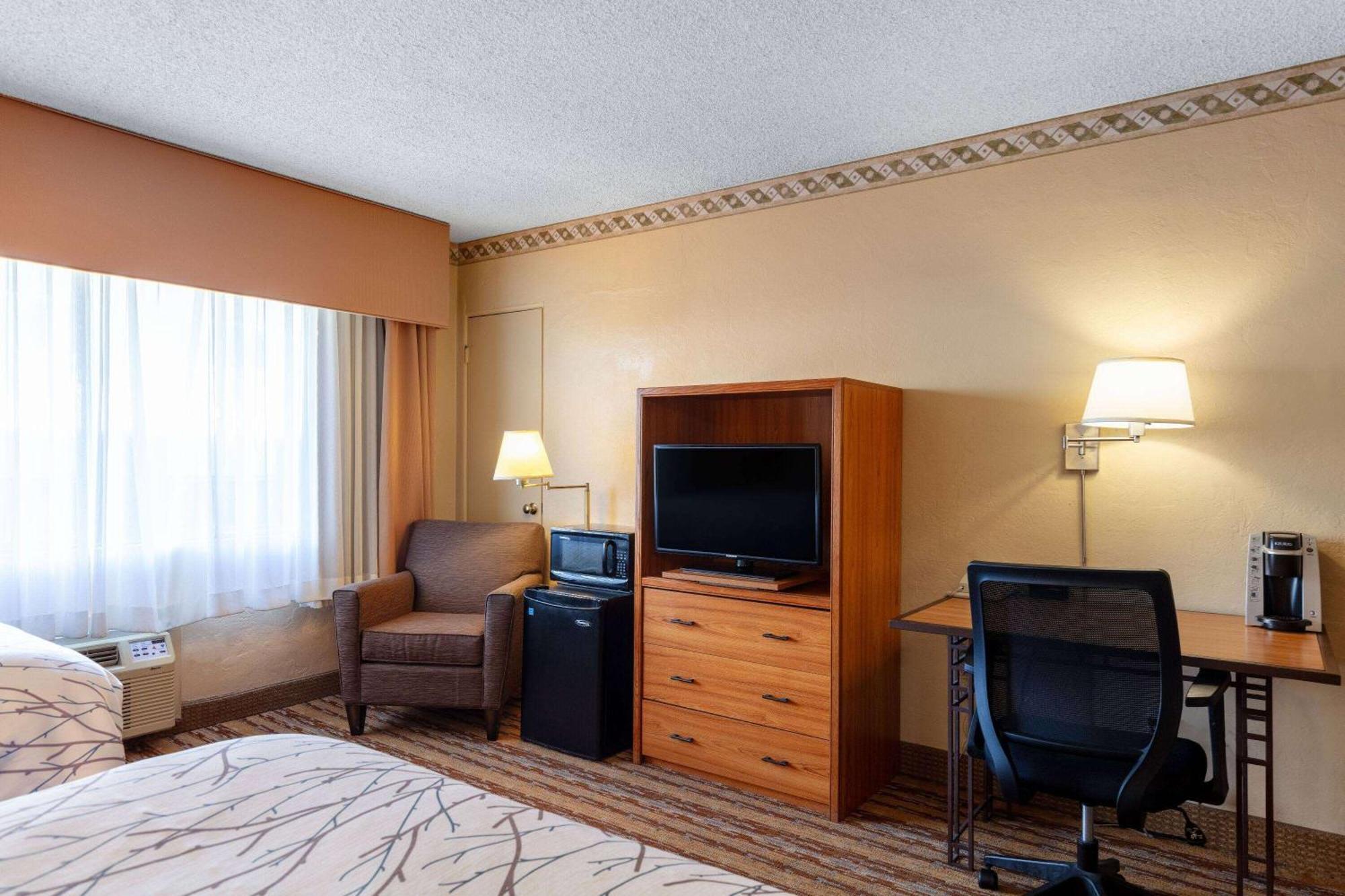 Travelodge By Wyndham Seattle By The Space Needle Экстерьер фото