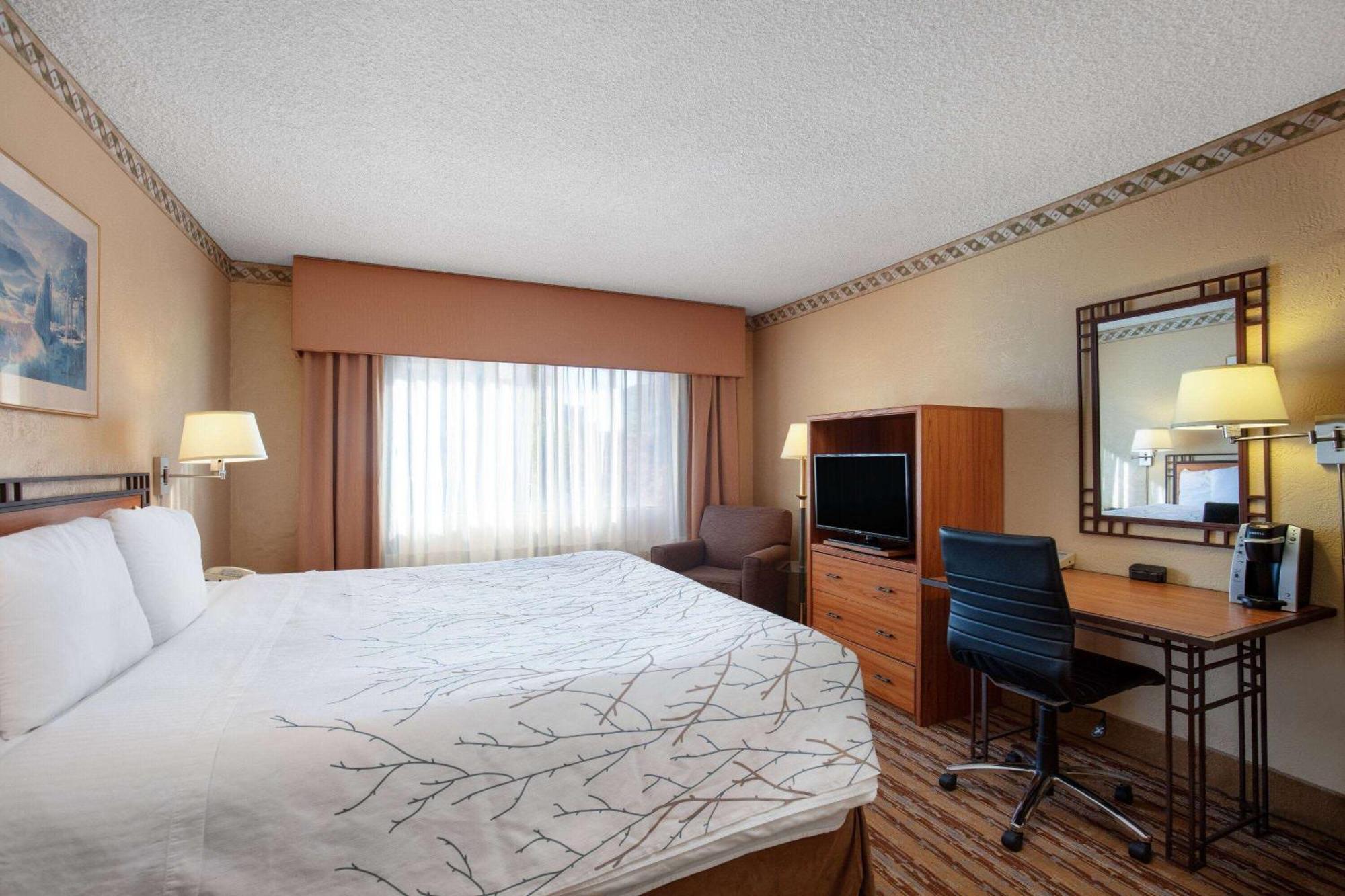 Travelodge By Wyndham Seattle By The Space Needle Экстерьер фото