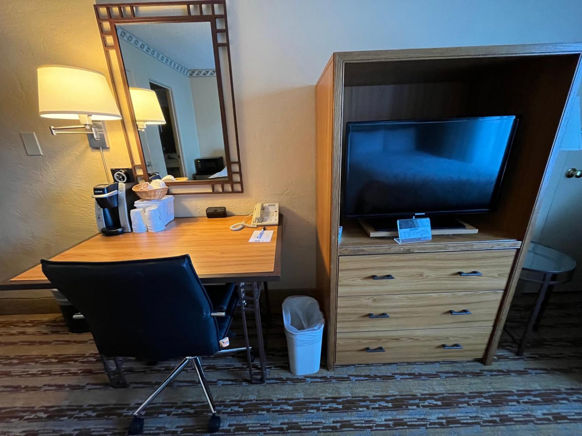 Travelodge By Wyndham Seattle By The Space Needle Экстерьер фото